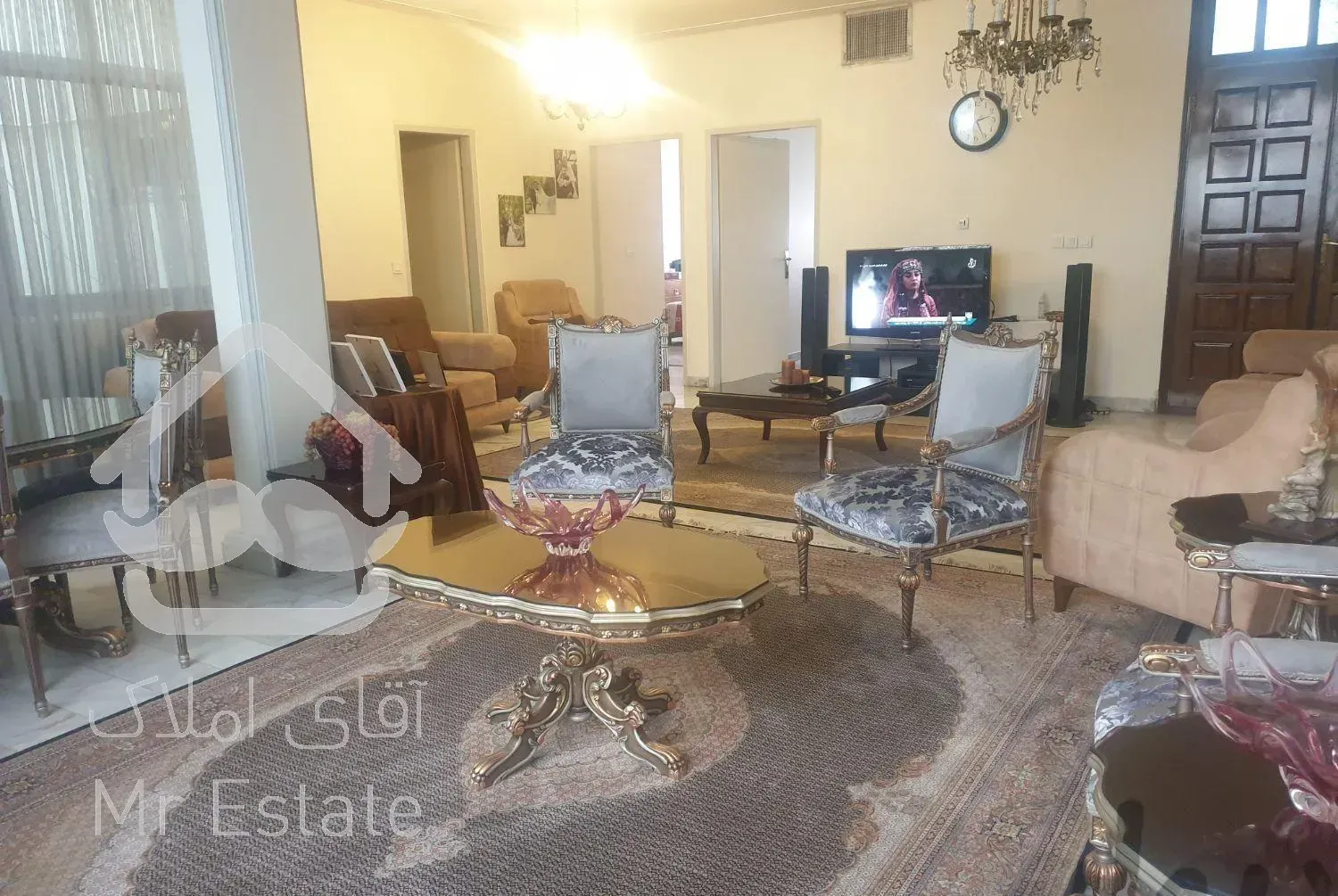 ۱۲۰ متری تک واحدی بر فرجام