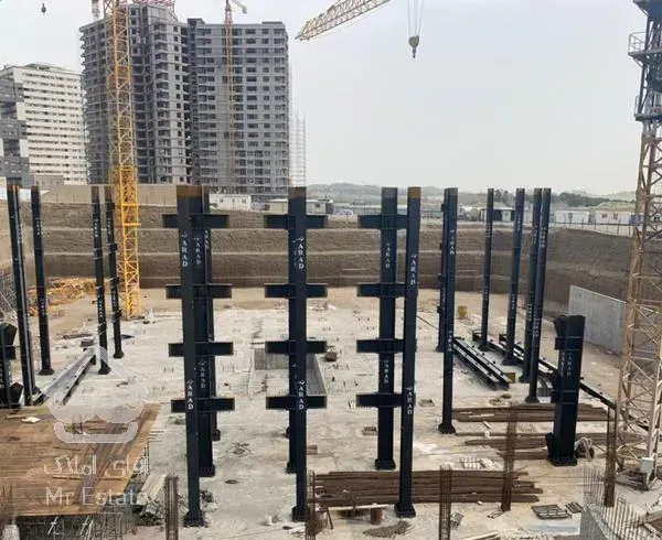 ۱۱۰ متر برج  نارنج ۸ ( دریاچه چیتگر )