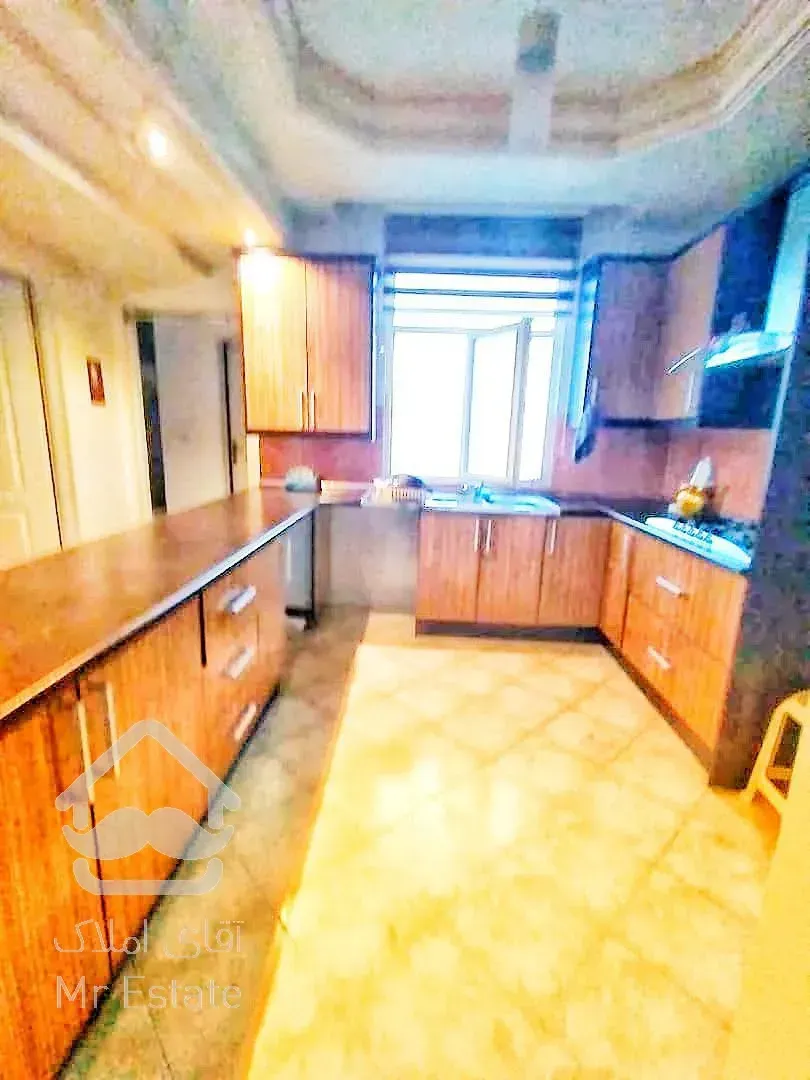 100متر سرمایه گذاری/کم سن/سالن پرده خور/آلاله شرقی