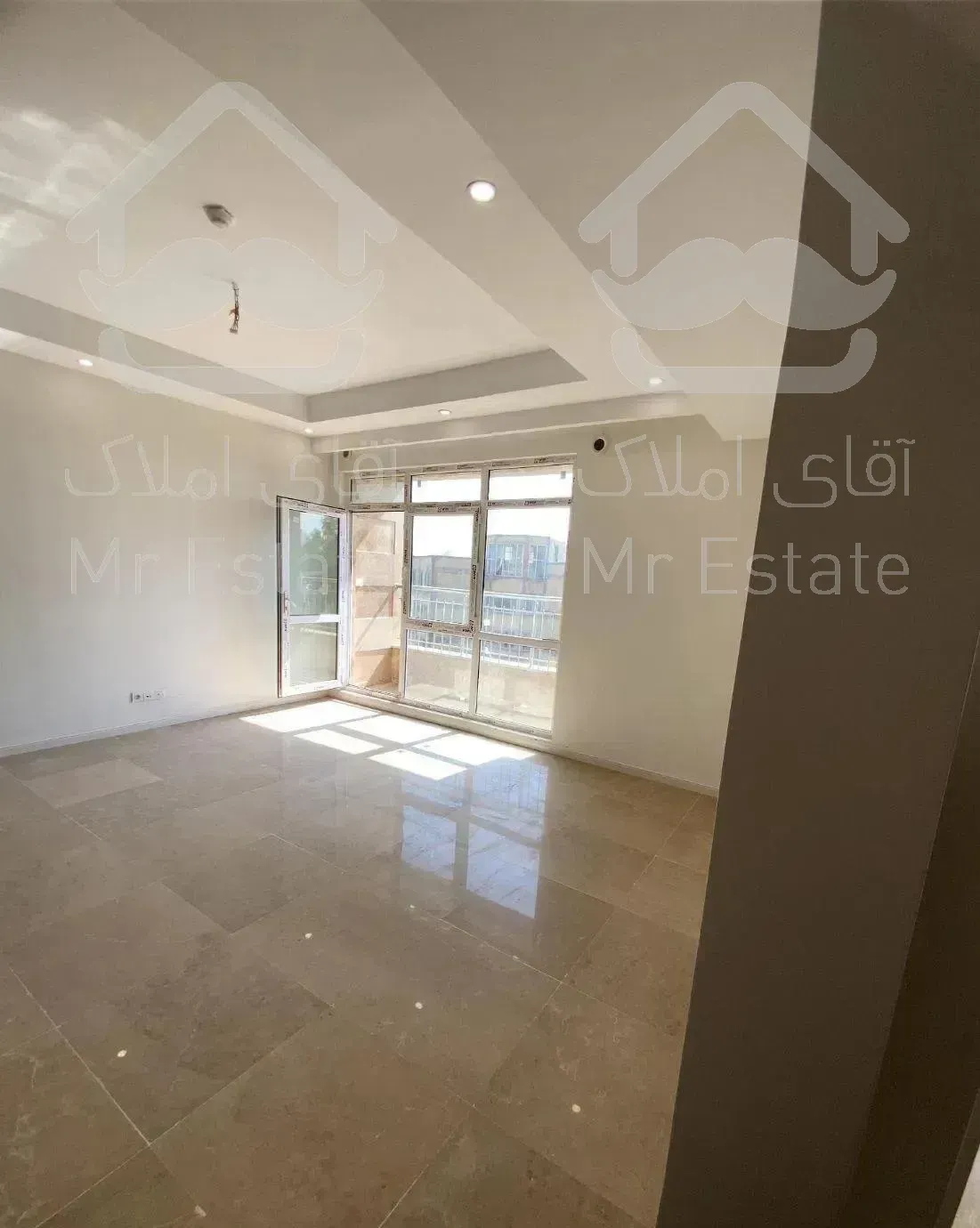 دبستان۱۰۵مترنوسازکلیدنخورده فول امکانات ویو ابدی