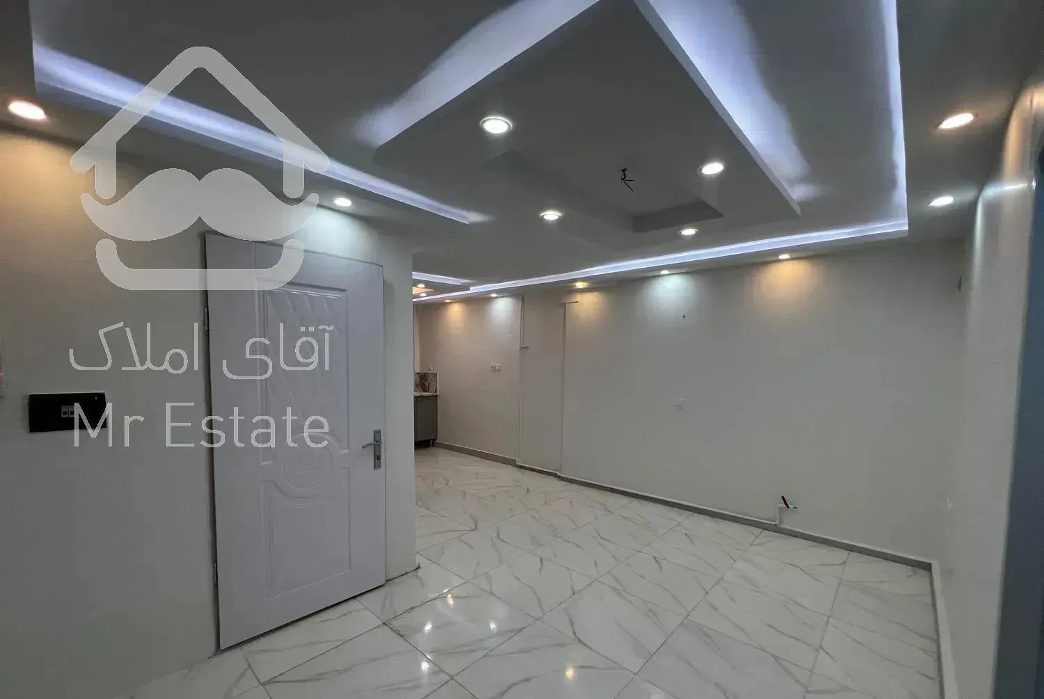 ۶۰متری فول باسازی خوشگل هم کف