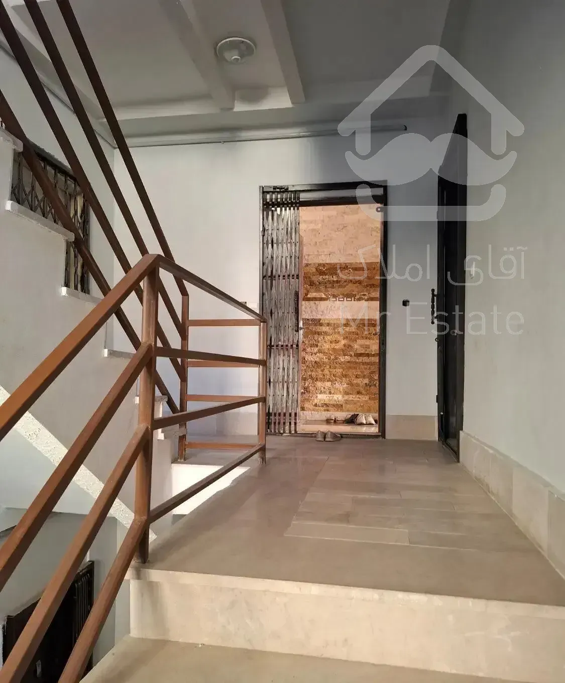 فروش آپارتمان صدرانور اول فاز شیش