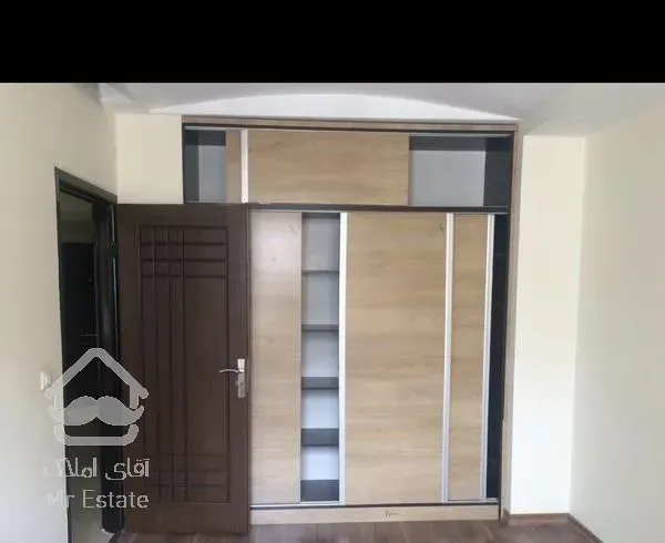 آپارتمان آ۱۲۳ متر ۲ خواب ۵ ط۲ واحدی ط ۳