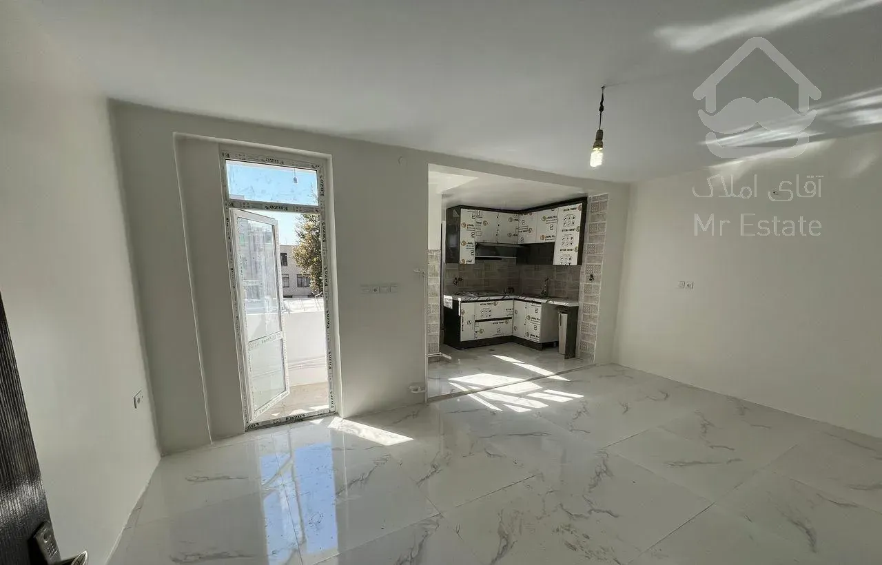 ۴۲متر تکخواب آسانسوردار  تخلیه  ۷ساله