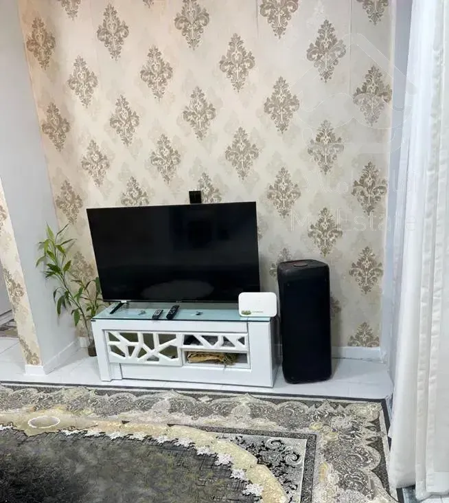 لاکچری بهترین لوکیشن مبله