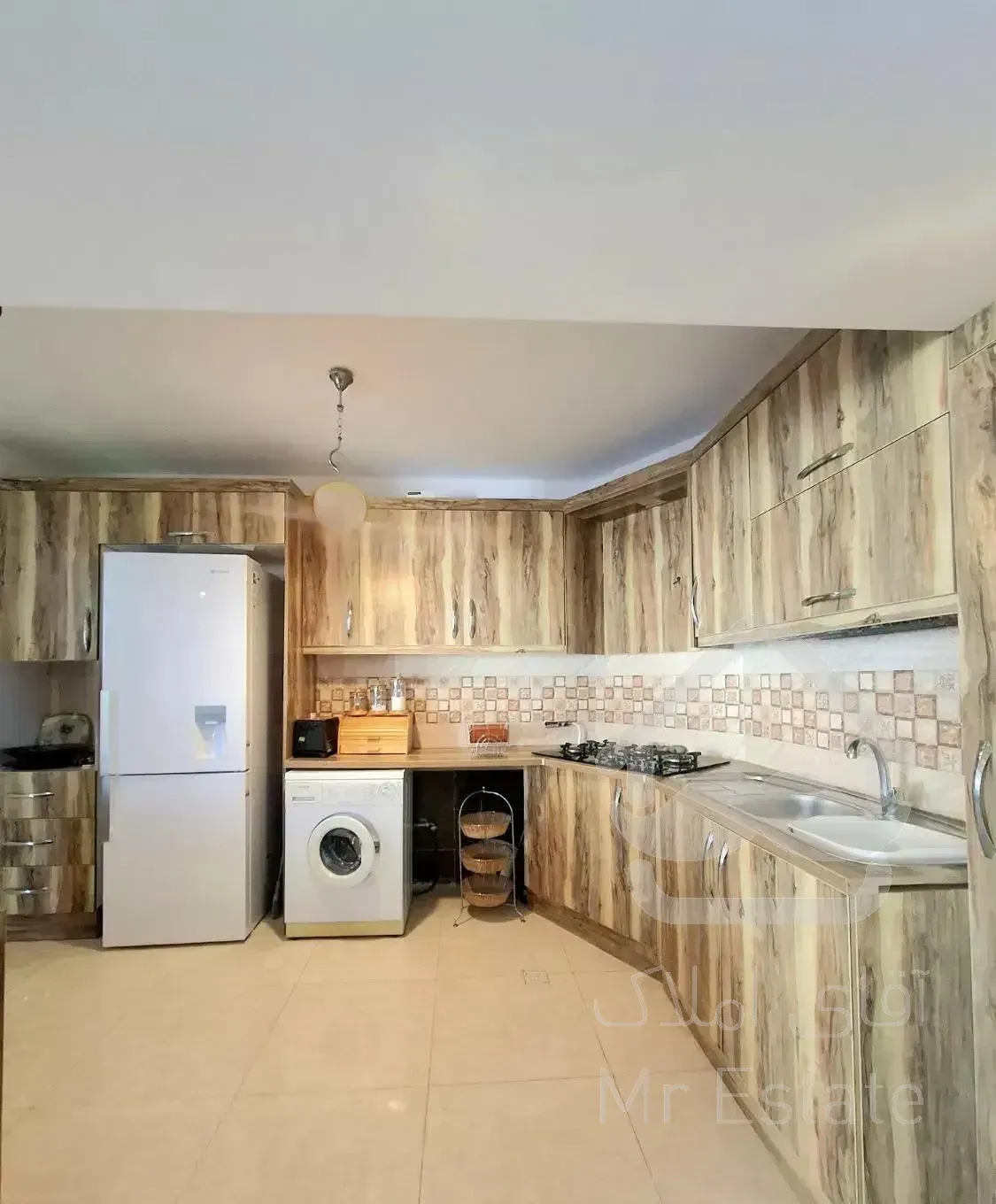 آپارتمان نما کلاسیک طبقه ۵ ویو ابدی جنگل درطالقانی