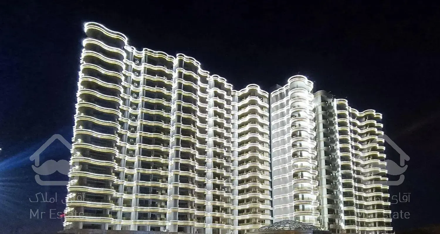آپارتمان ۱۰۰ متری برج های طلایی۲