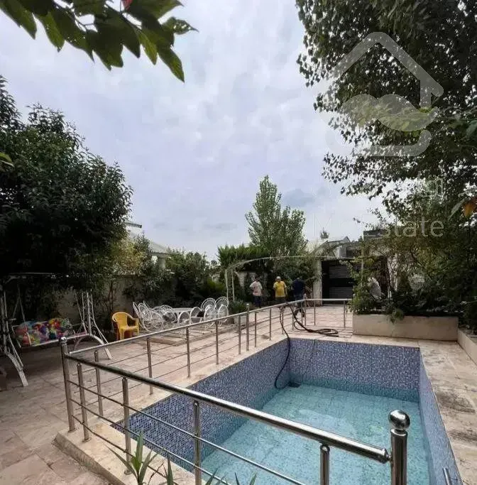 باغ ویلای استخردار ۳۰۰ متری / مبله / زیر قی.مت