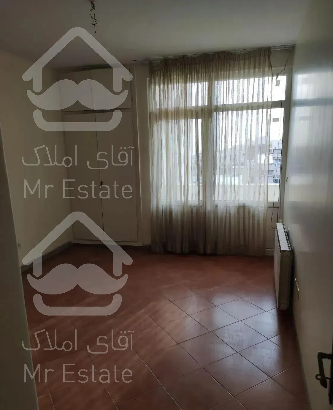 آپارتمان ۲۰۰ متر ، چهار خواب ، توانیر