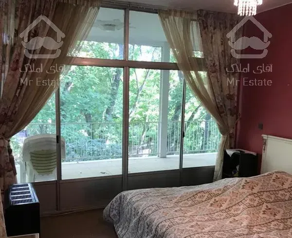 ویلا مبله مشجر با درختان ١٠٠ ساله دنج لب رودخانه