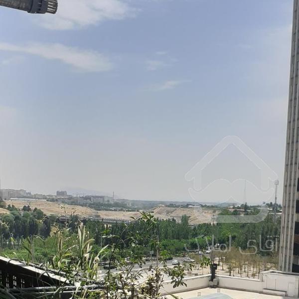 فروش خانه ۱۱۰متری خوش نقشه نورگیر دهکده المپیک چیتگر