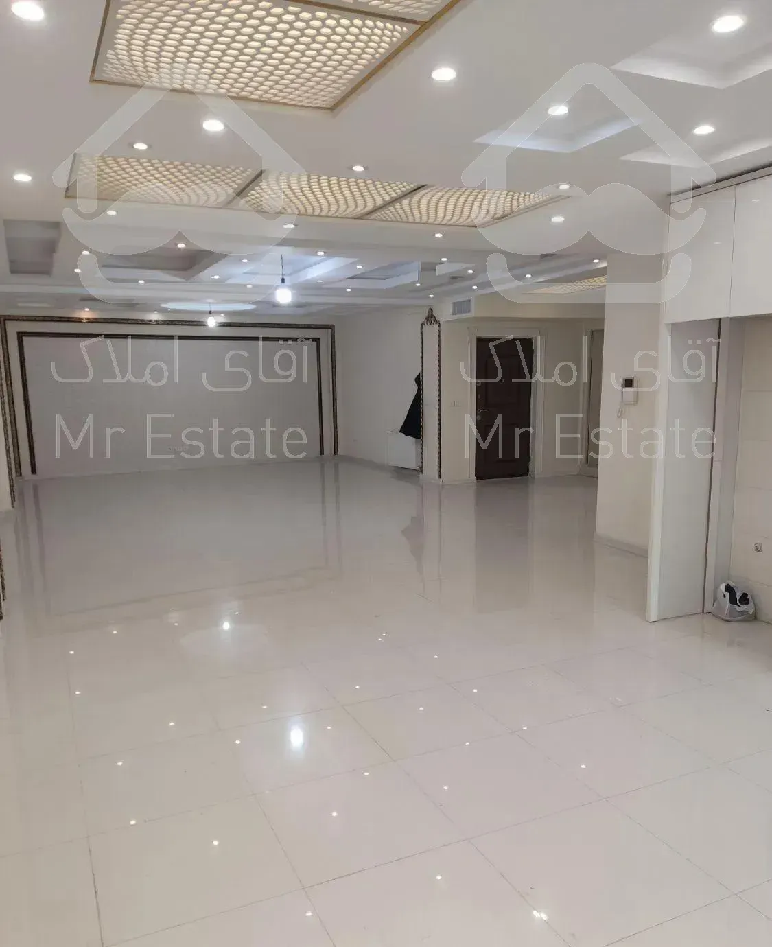 رهن آپارتمان ۱۵۰ متر دو خواب مستر دو پارکینگ