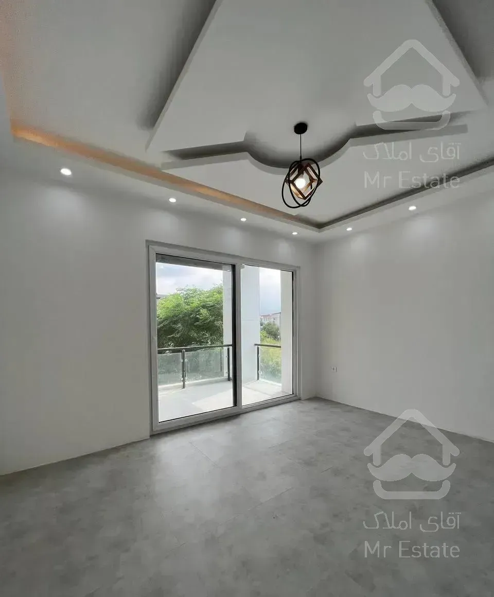 ویلا تریپلکس استخردار/نما مدرن /فاصله تا ساحل کم