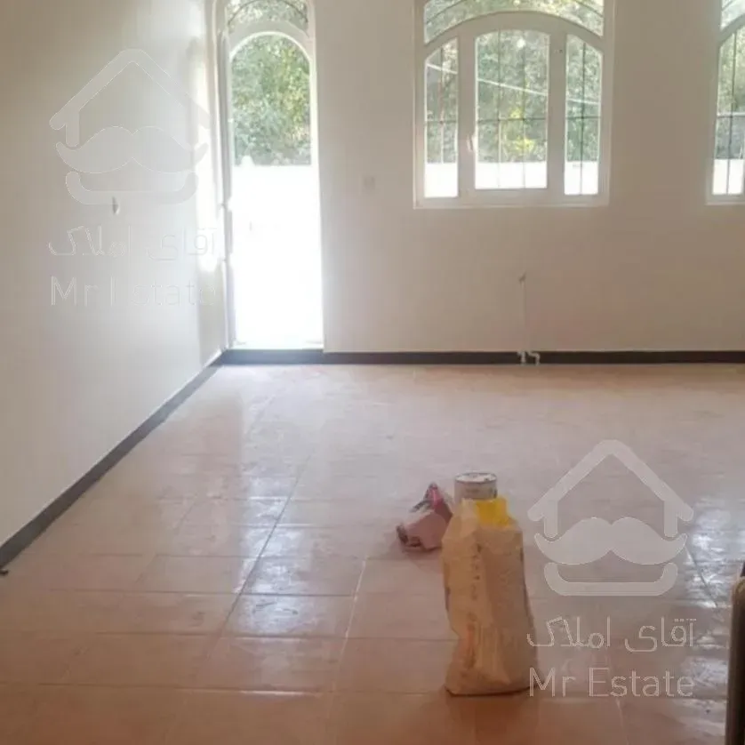 جمعا ۲۱۵ متر فول امکانات