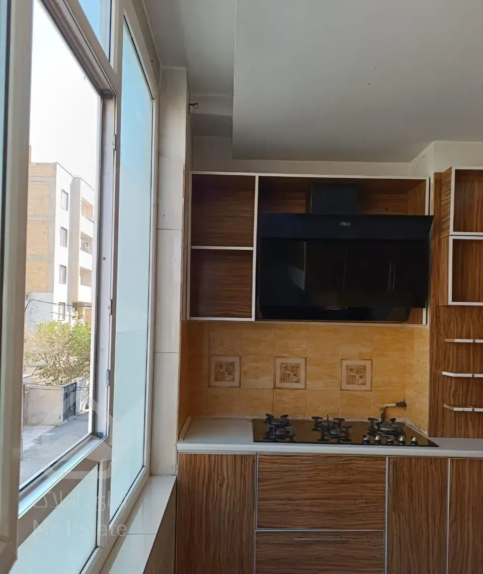 رهن آپارتمان ۱۰۰ متری کرج گلزار غربی