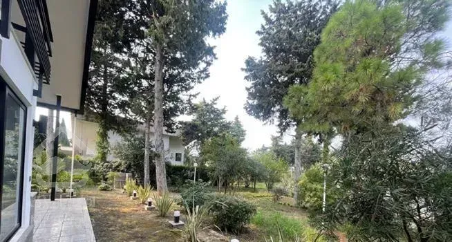 ویلا باغ 750 متری در شهرک دریاکنار نزدیک به دریا