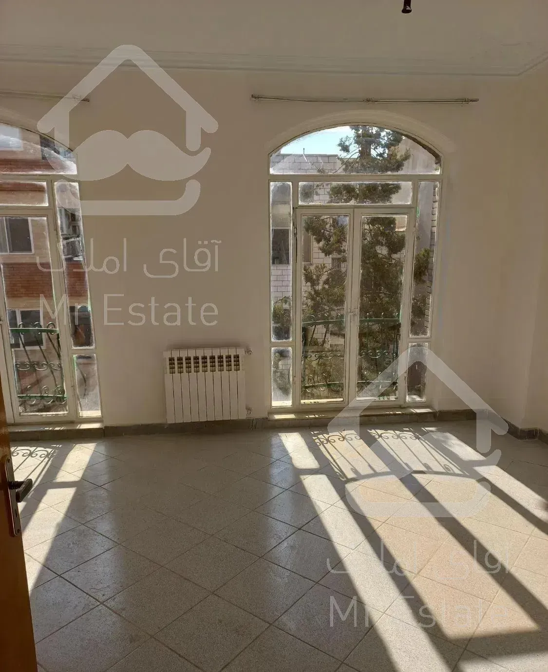 آپارتمان ۱۱۷ متری دو خواب بزرگ و بالکن خ رامسر