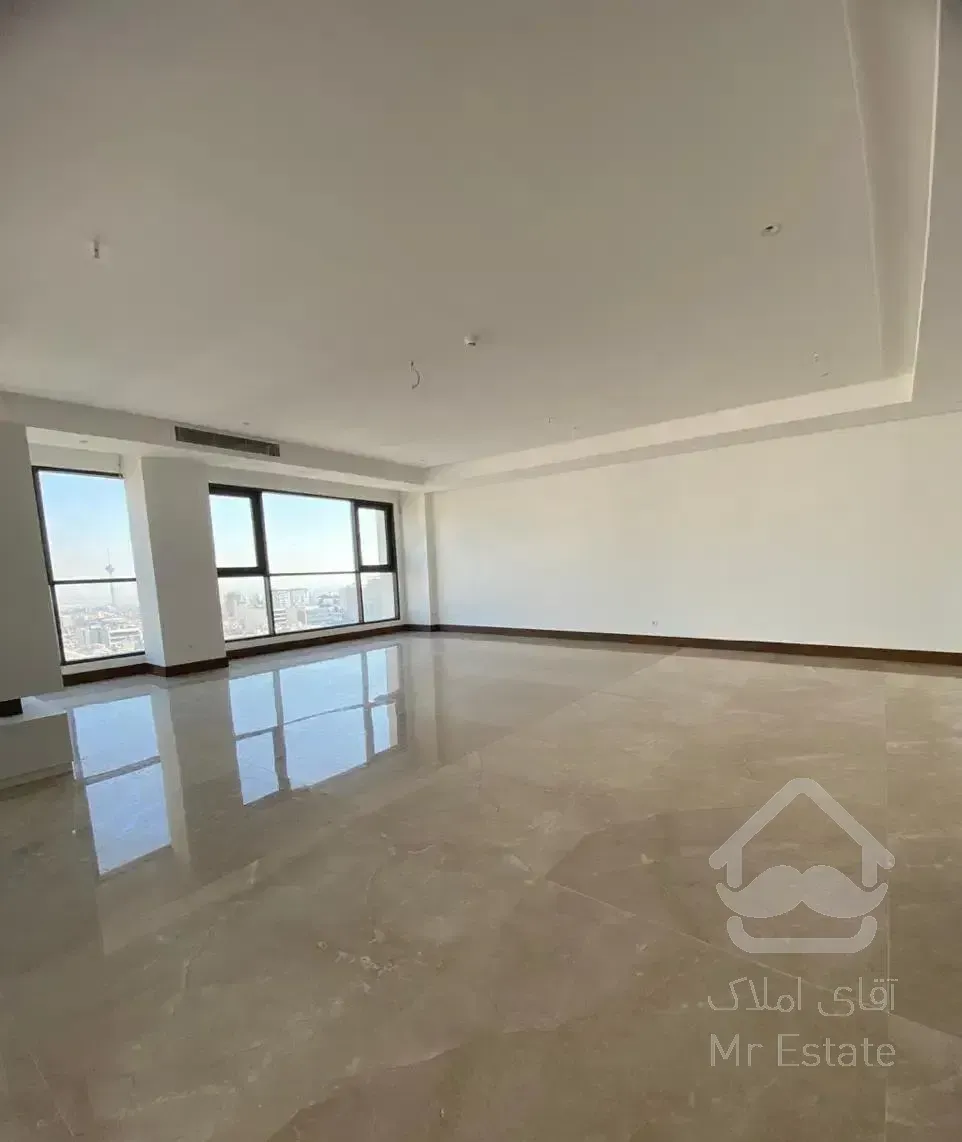 ۲۹۵متر کاخ نشینی