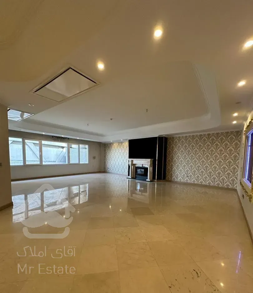 رهن آپارتمان ۲۳۰ متری ۳ خوابه در نیاوران