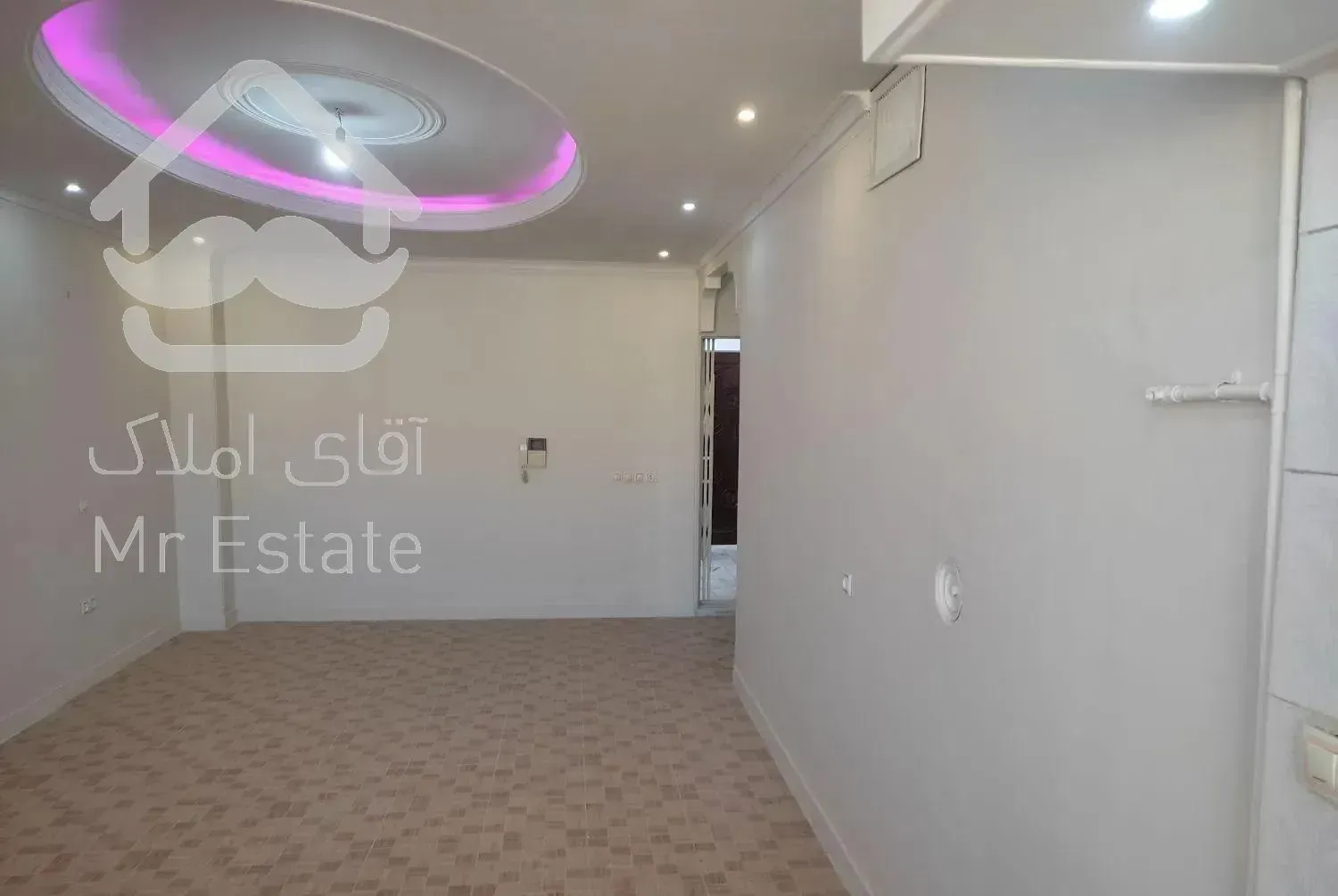 ۶۰متری تخلیه  پارکینگ اختصاصی  تخلیه