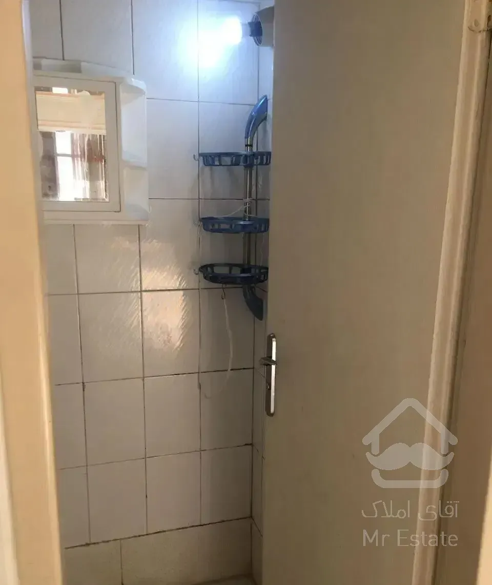 55 متر دوخواب ط4 خوش نقشه نورگیر