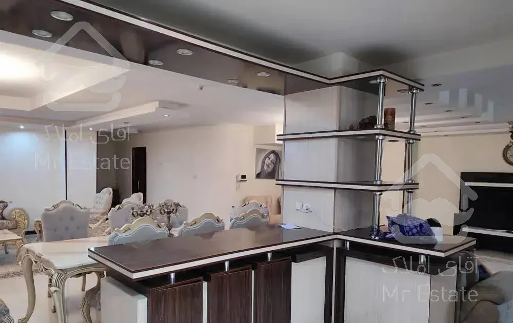 ۲۰۰متر اپارتمان عظیمیه