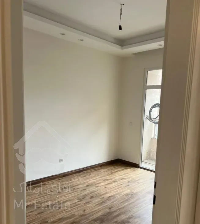 ۱۳۰ متر سه خواب اشرفی پل حکیم