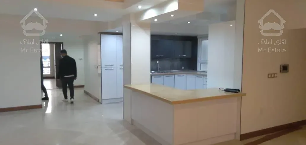 رهن و اجاره آپارتمان ۲۱۵ متری ۴ خوابه نیاوران