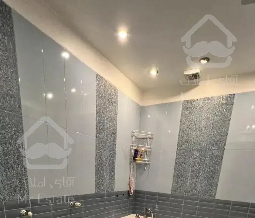 ۱۷۴متری/تک واحدی/میدان ۱۰۰ نارمک