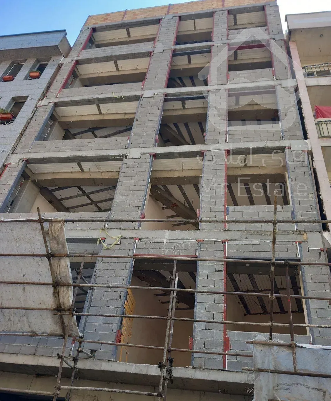 اپارتمان ۱۰۴متر،پیش فروش،گچ وخاک