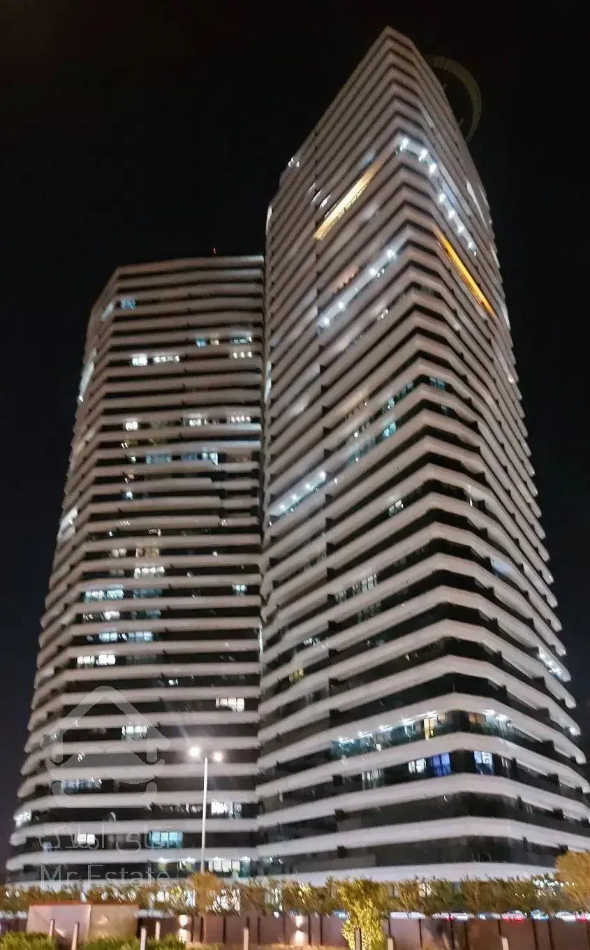 ۱۰۸ متر/۲خواب/کلید نخورده/جنوبی/برج B3