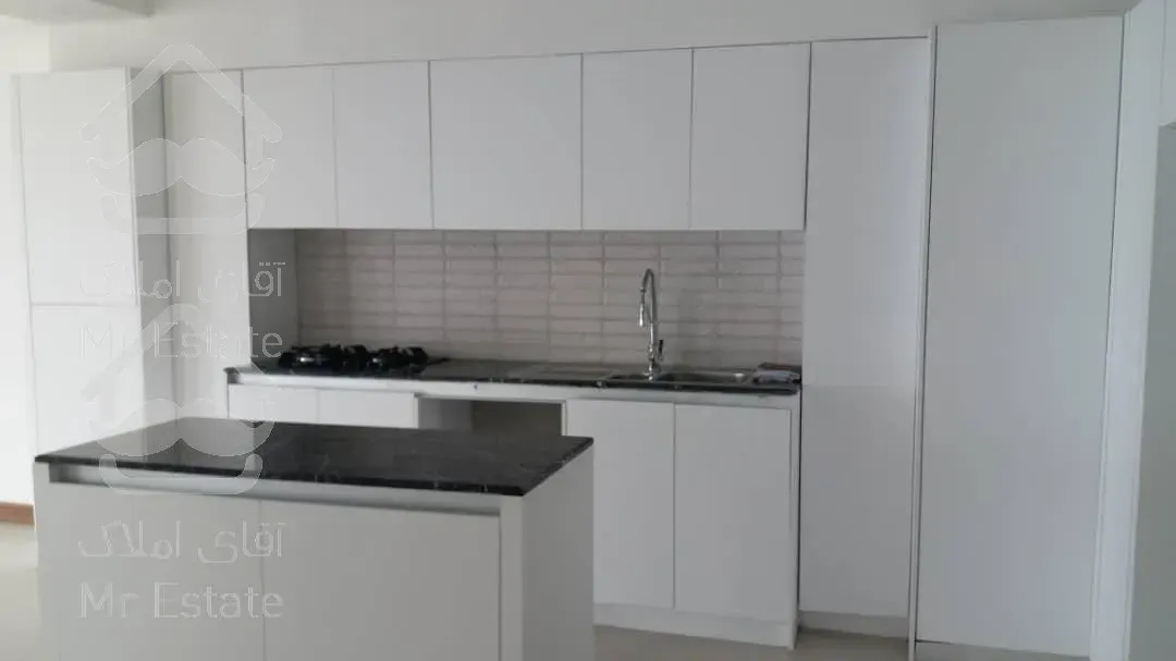 آپارتمان ساحلی نزدیک به دریا