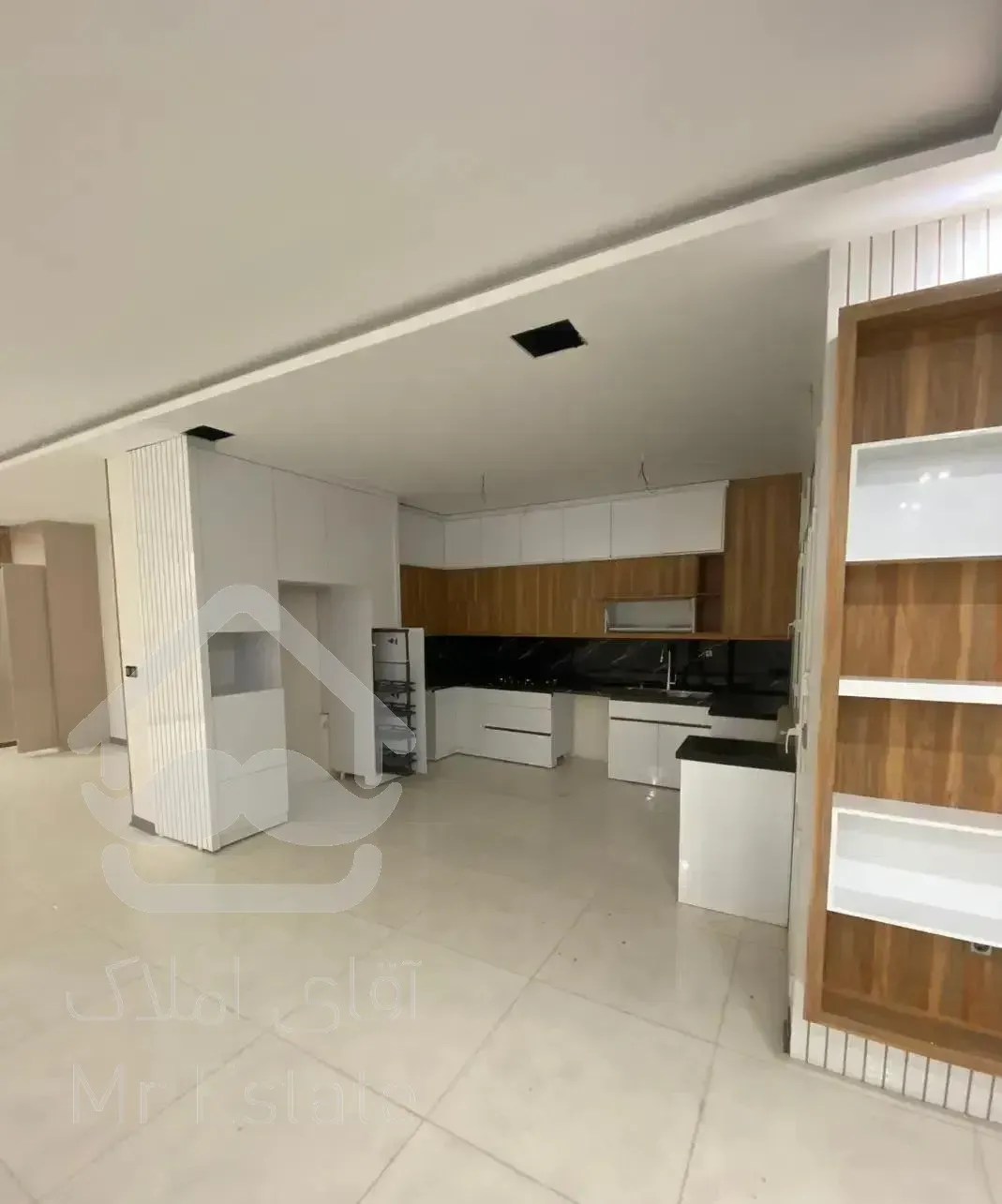 ۱۸۵متر صفر اوایل صیاد دوقدمی وکیل اباد فوق لاکچری