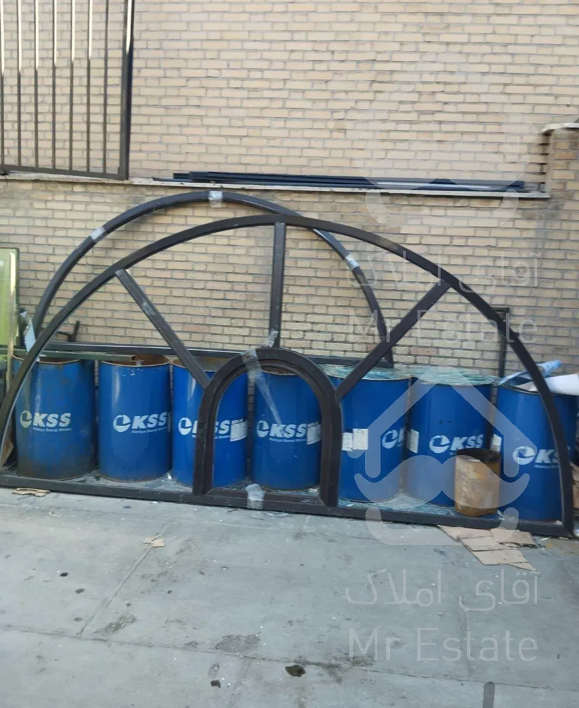 ساخت و نصب درب و پنجره دوجداره UPVC  دایان