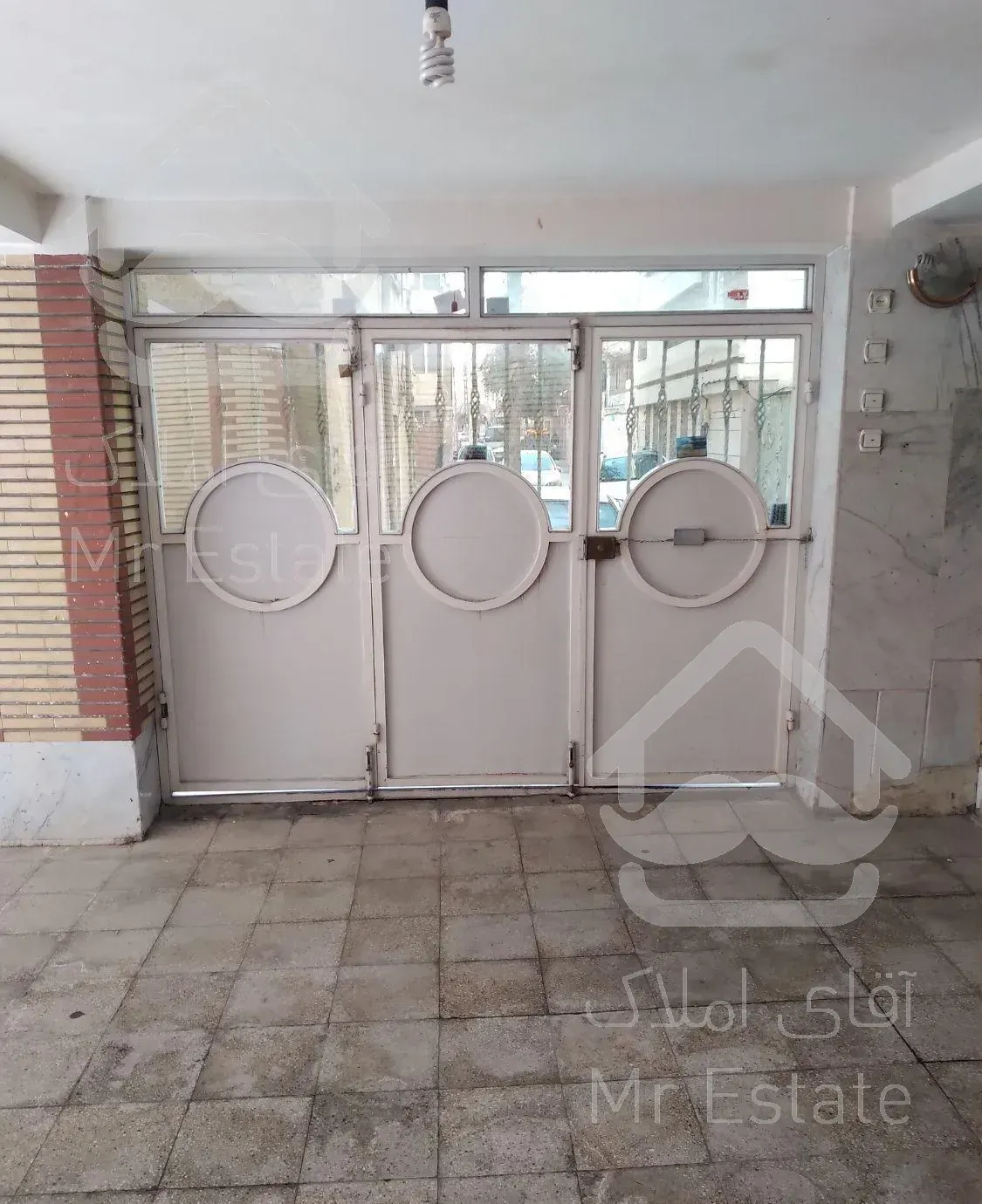 پارکینگ اختصاصی اجاره داده می‌شود