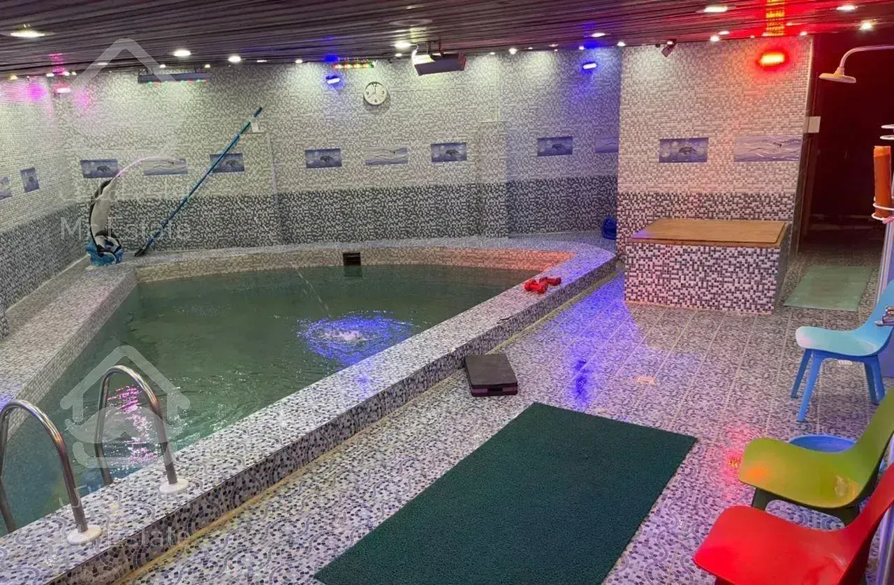 ویلا استخر دار خیابان ساری / نیما