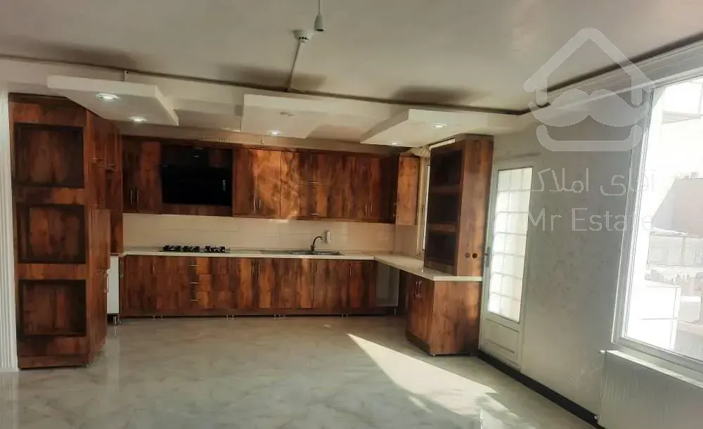 آپارتمان/۱۴۰متر/فول امکانات/خیابان خاتم