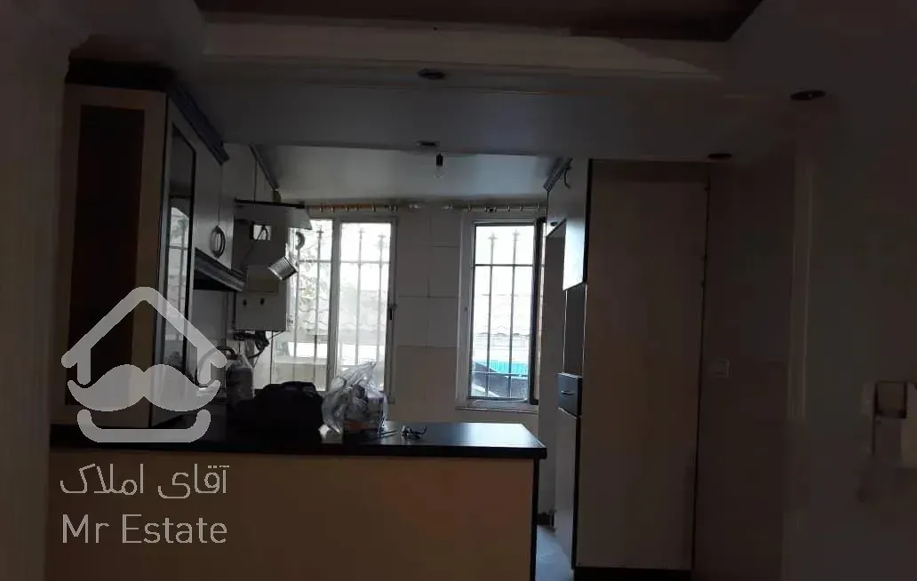 ۴۶ متر با پارکینگ