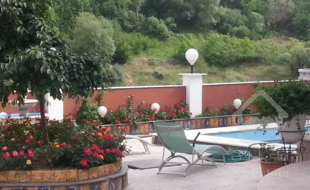 فروش خانه ویلایی ۲۰۰ متری ۲ خوابه