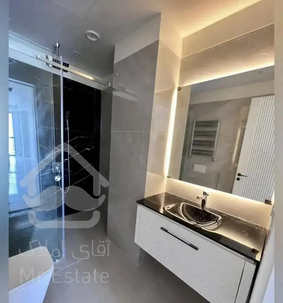 ۱۳۵متــر۳خ *کلیـدنخورده* شهرک غرب * به قیمت رسیده