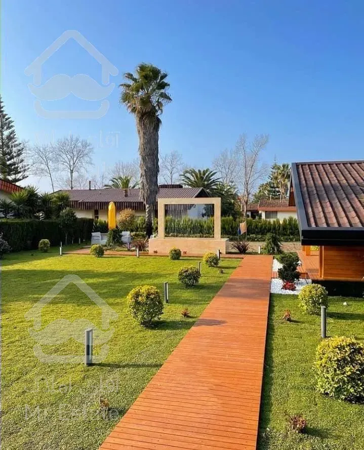 ویلا ۱۰۰۰ متری شهرک برند