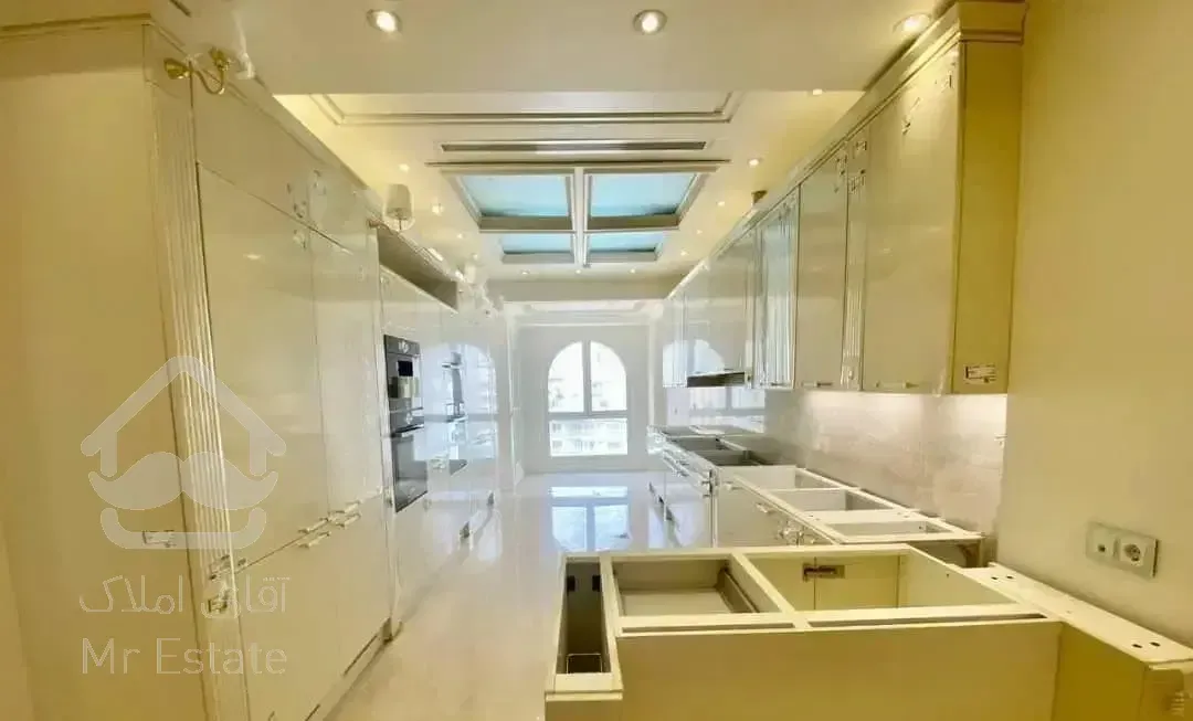 ۱۲۵ متر ۲خواب سالن بزرگ با مالکی عروسک