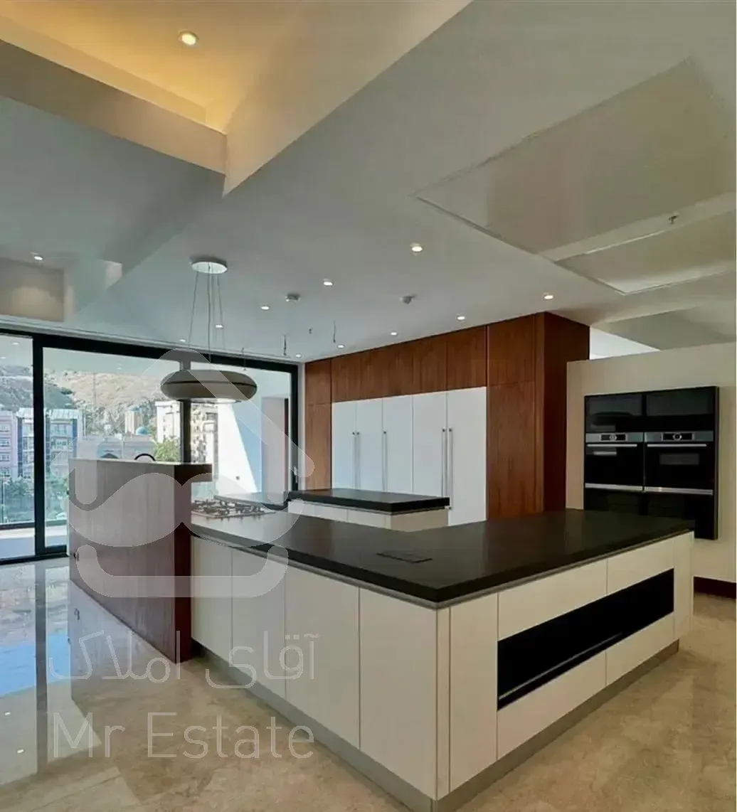 ۳۲۰مترResidenceخاص فرمانیه/۴ مستر/۵۰متر تراس گاردن