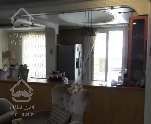 ۱۳۰ متر آپارتمان سه خواب (صادقیه)