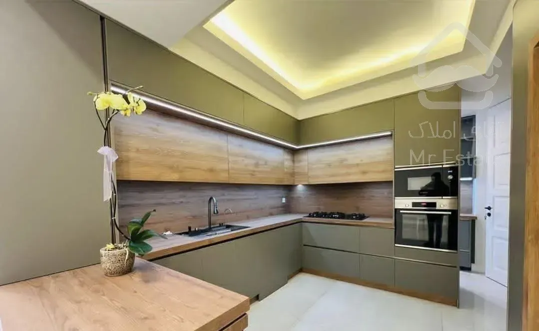 ۱۱۹ متر ویو مشجر کلید نخورده*قلب منطقه*شخصی