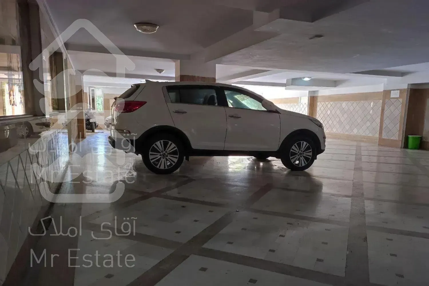 آپارتمان ۱۴۰متری سه خوابه