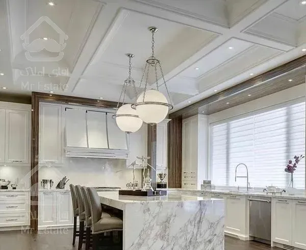 ۵۰۰۰ متر زمین ۸۰۰۰ متر بنای ویلا