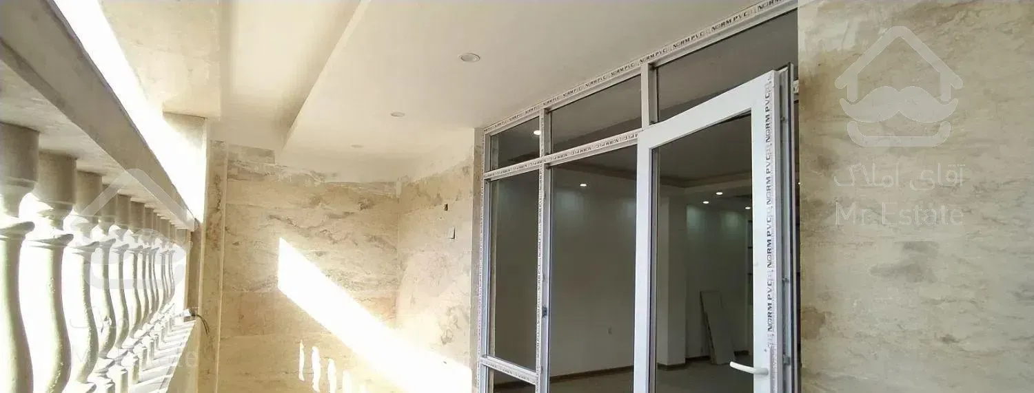 3+125خواب مستردار دوربرنما طبقه3جلو تراس بزرگ