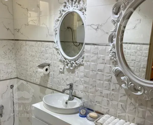 ۱۰۵ متر فردوس شرق سالن پرده خور