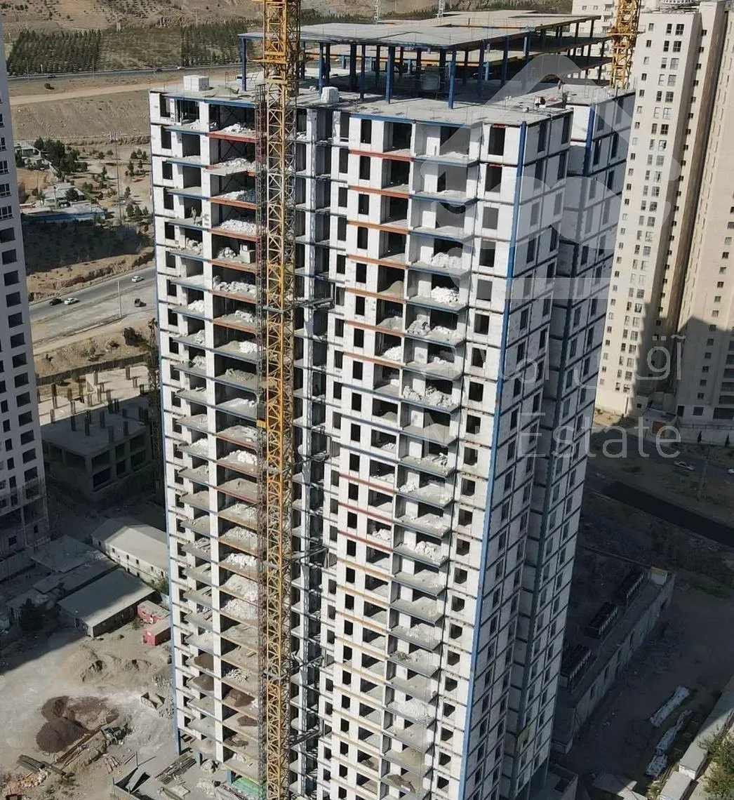 آپارتمان ۱۴۰ متری چیتگر مرواریدشهر